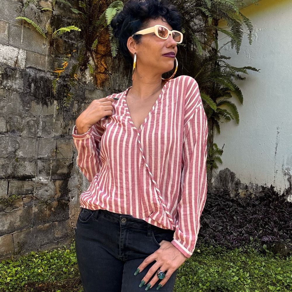 TALORI Faux Wrap Sleeve Striped Casual V-Neck Top Blouse M(excellent Preown)
